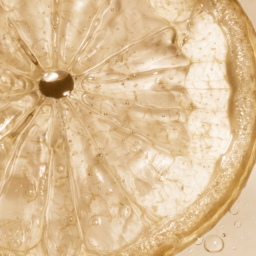 Vitamin “C” (Ethyl Ascorbic Acid) – Illuminates the complexion and protects against environmental damage.